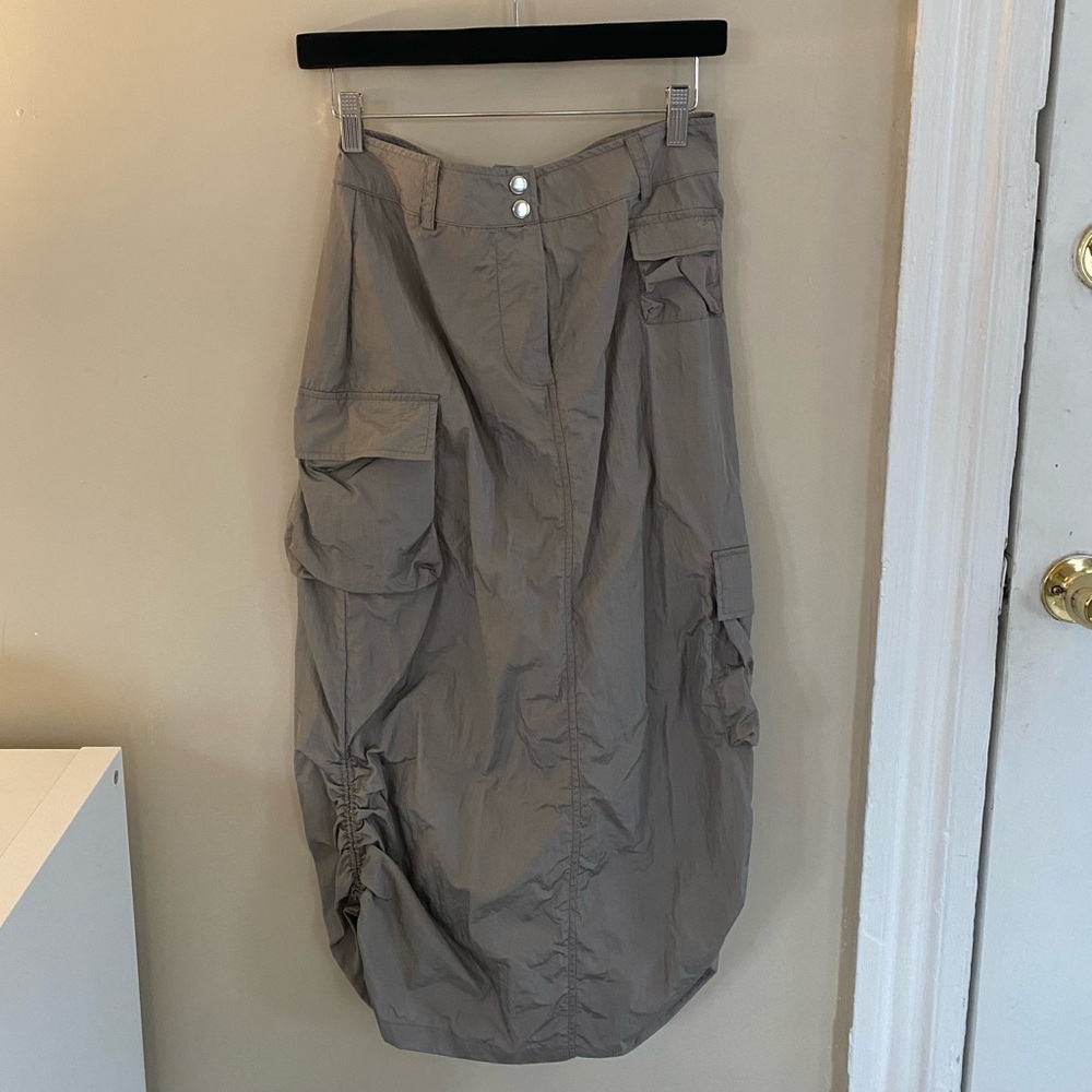 cool trendy parachute cargo skirt!